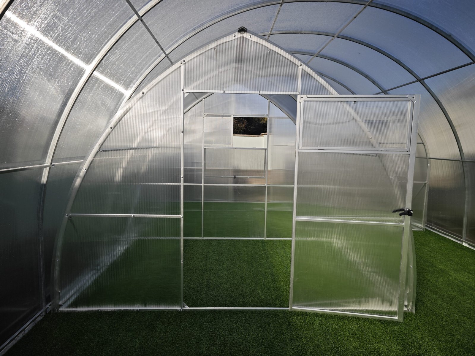 1763386832756 "PREMIUM TITAN" Polycarbonate Greenhouse W 3m x L 2m x H 2.3m (W 9.8ft x L 6.6ft x H 7.6ft) - Image 1