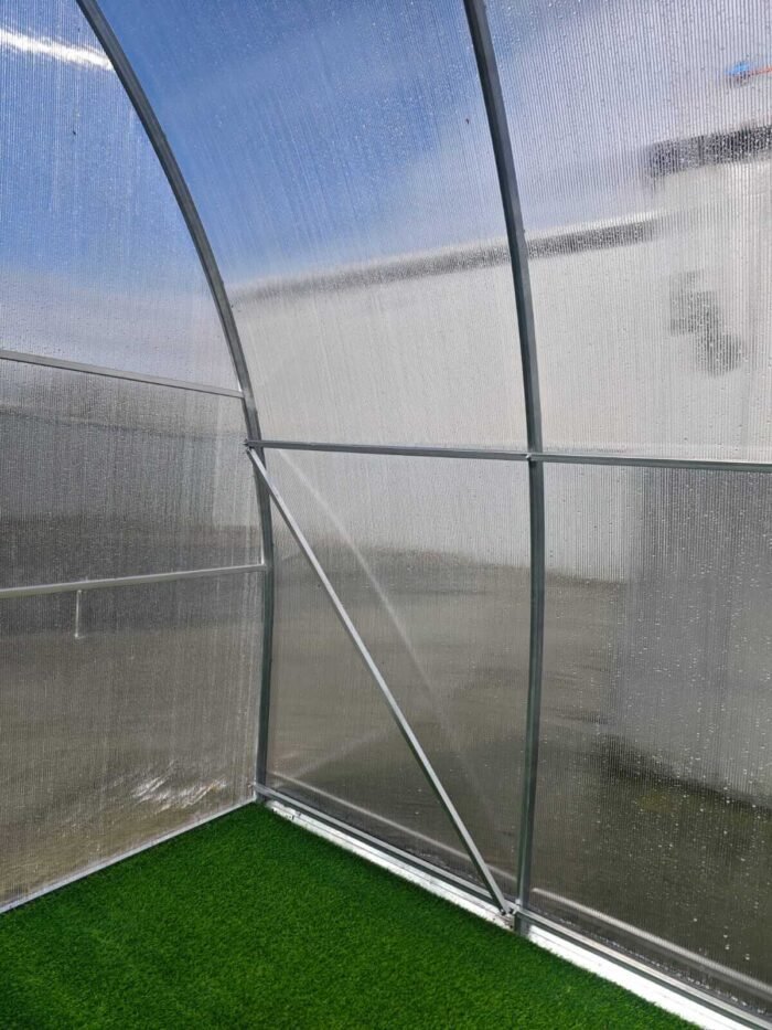 "Titan 5" Polycarbonate greenhouse/polytunnel W 5m x L 4m x H 3m (W 16.5ft x L 13.2ft x H 9.85ft) - Image 6