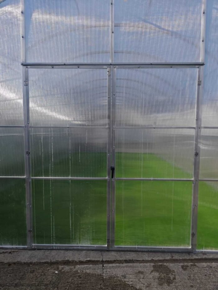 "Titan 5" Polycarbonate greenhouse/polytunnel W 5m x L 4m x H 3m (W 16.5ft x L 13.2ft x H 9.85ft) - Image 9