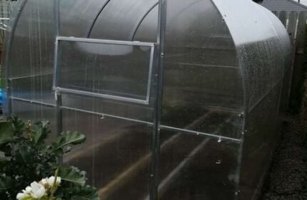 "AG COMPACT" Polycarbonate Greenhouse/Polytunnel W 2m x L 8m x H 2.1m (W 6.6ft x L 26.2ft x H 6.9ft)