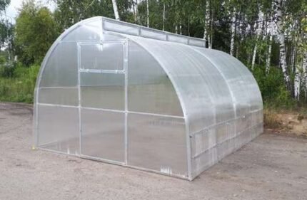"Mitlayder" Polycarbonate Greenhouse/Polytunnel W 3m x L 6m x H 2.3m (W 9.8ft x L 19.6ft x H 7.6ft)