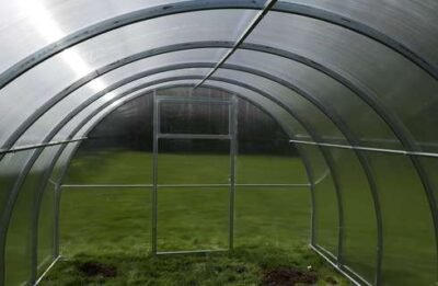 "TITAN 3" Polycarbonate Greenhouse/Polytunnel W 3m x L 12m x H 2.1m (W 9.8ft x L 40ft x H 6.9ft)