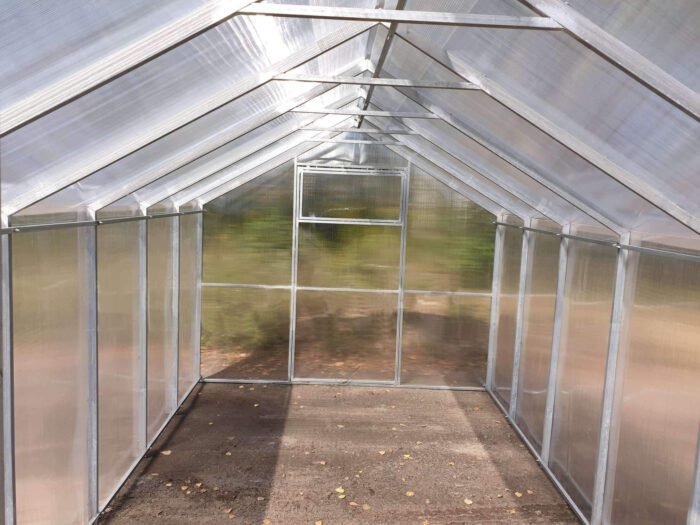 "TITAN HOUSE" Polycarbonate Greenhouse W 2.5m x L 2m x H 2.2m (W 8.2ft x L 6.6ft x H 7.2ft) - Image 3